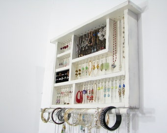 Jewelry Box with ring storage