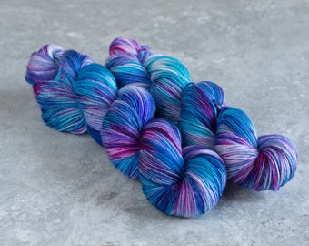 Chickabiddy - Hand Dyed Merino/Nylon 1 skein 100g