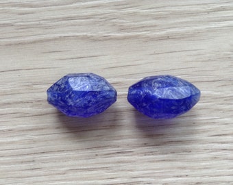 Pearls in resin form olive blue hard x 2