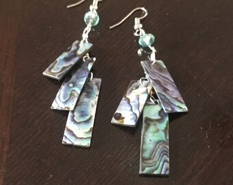 Repair broken jewelry, jewelry that doesn't stay together, old pieces that need new life