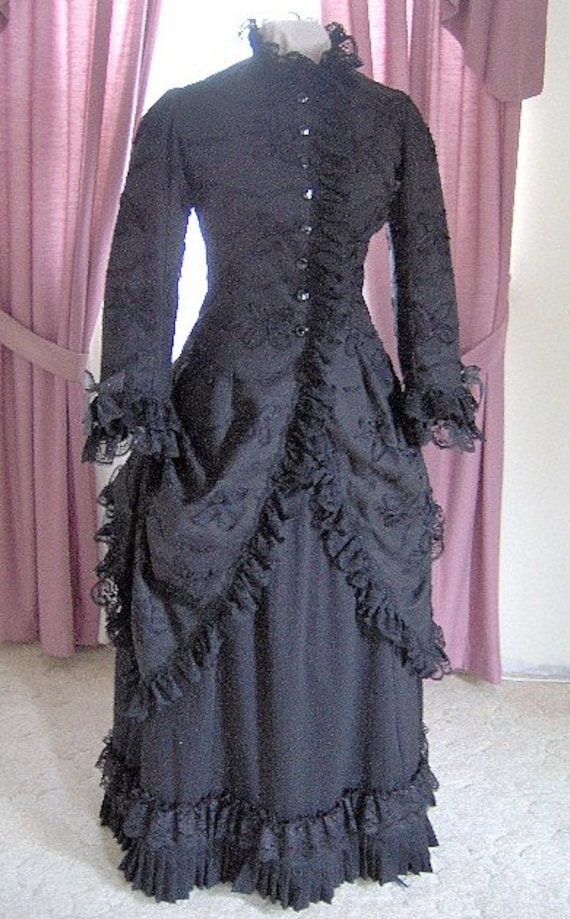 Victorian Costumes Dresses Saloon Girls Southern Belle Witch 