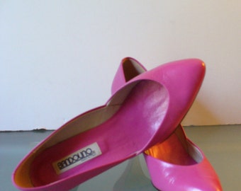 Vintage Bandolino Hot Pink Leather Heels 7.5M Made in Italy