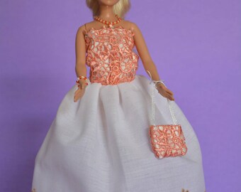 White, high lace dress salmon (B141)