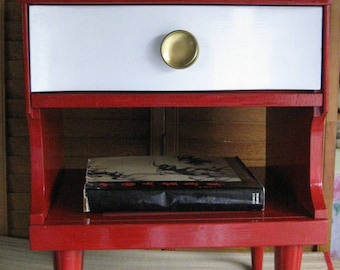 Nightstand Jazzy P O P P Y Modern Accent Table Vintage Poppy Cottage Painted Furniture