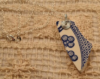 Broken China Wire Wrap Pendant Blue Willow Handmade with 28'' 925 Chain