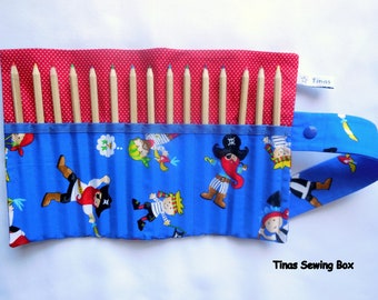pencil roll with pirates