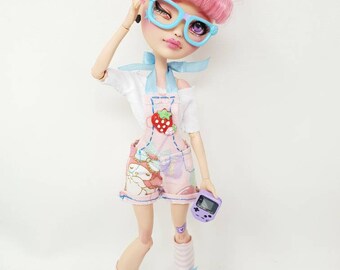 Jen- OOAK Ever After High Doll 90s geek girl