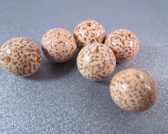 Lotus Bodhi Seeds Round 12mm Beads 7pcs