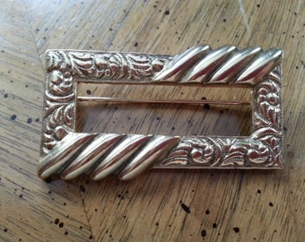 SALE Vintage Gold Tone Metal Brooch Pin Rectangular Frame