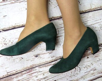 Green Heels / Kitten Heels / Low Heels Size 7.5