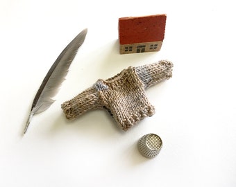 Miniature Clothes- 1.25 Inch Chest- Taupe, White, Grey-, Knitted Pullover- Doll, Small Pet- Decoration- Miniature Jumper