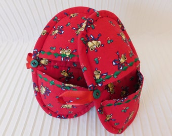 Pot Holders, Oven Mitts set of 2 Christmas colors set A