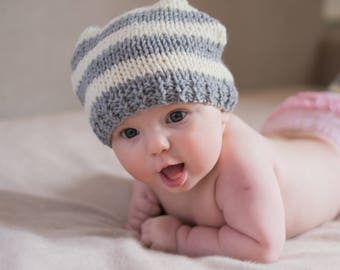 Hand knit striped baby set, 0-3 months newborn leg warmers newborn hat, baby yoga socks, baby leg warmers, newborn baby hat baby shower gift