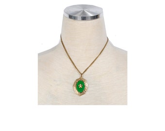 Vintage 30s Necklace - Vintage 40s Necklace - Green Glass - Chrysoprase - Rhinestone - Victorian Style - Pendant Necklace - Green Gold