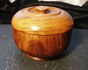 Vintage wood trinket pot, wooden box, keepsake