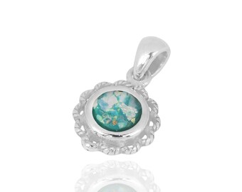 Beautiful silver pendant with Roman Glass the most amazing jewel to think of when you plan your wedding