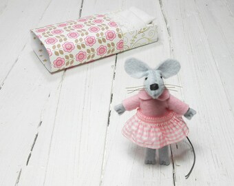 Mothers day Stuffed animal felt mice mouse in matchbox felt kit girl gift travel buddies miniature animal wool felt mouse keepsake doll