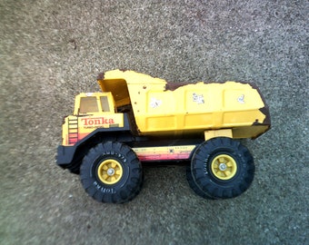 tonka dump truck stell