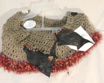 Crocheted Cowl Necklace with Leather