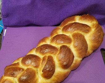 Remember the Shabbat Embroidered Linen Challah Bread Cover