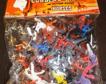 Vintage Package Of Cowboy And Indians In Action Poses/MIP