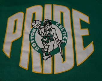 Vintage 90's Boston Celtics Crewneck Sweater