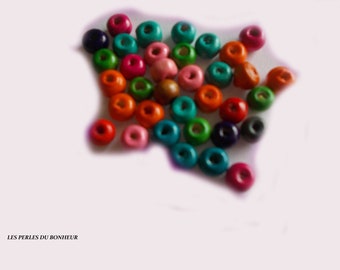 Set of 50 mixed wood beads