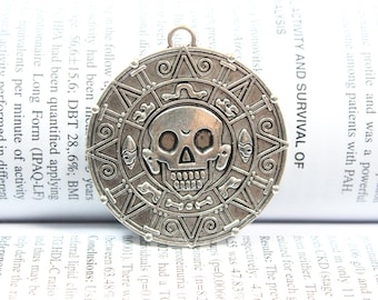 Antique silver / Bronze Aztec Charm, Pirates of the Caribbean Property,Cursed Pirate Doubloon Charms 39mm