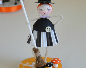Spun Cotton Halloween Witch / Halloween Ornament / Retro Style