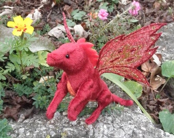 Dragon - Crimson Fire, Miniature red fairy dragon
