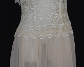 Vintage Creme Lace Dress Size 14 Made in U.S.A.