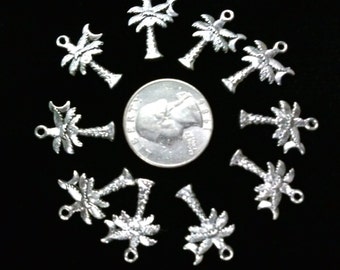 palmetto tree & moon charm 40 pc/8.50 and 10 pc/2.99