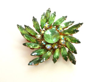 Green Navette Spray Brooch Pin Gold Tone Metal AB Chatton Rhinestones Vintage from TreasuresOfGrace