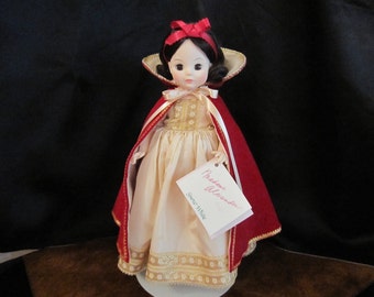 Vintage Madame Alexander Snow White