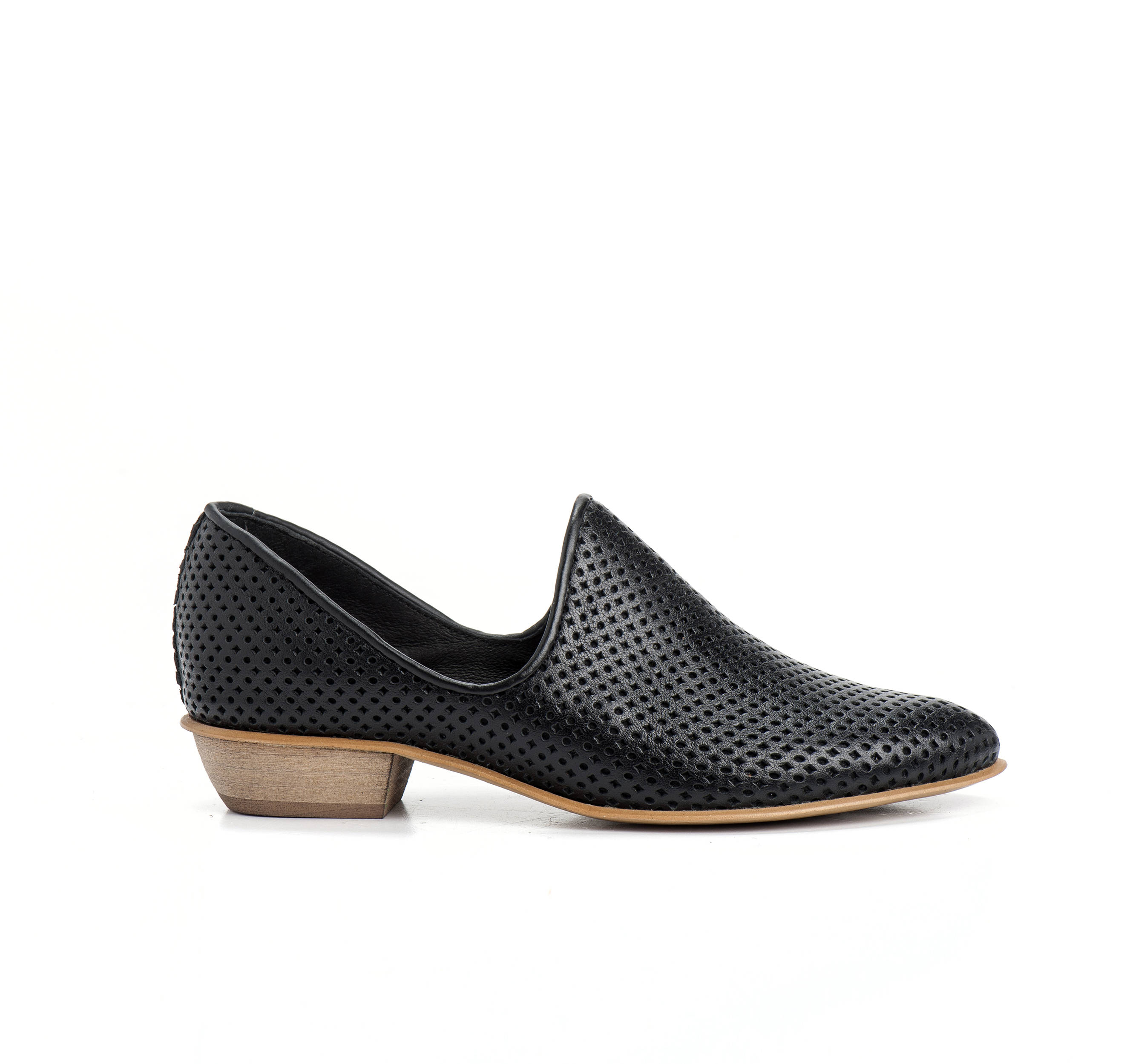 Flat Black Leather Shoes / Women Shoes / Every Day Shoes