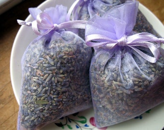 Lavender Sachets- Natural Sachets - Organic Herbal Lavender Gift Set. Set includes 6 lavender sachets and refresher oils.