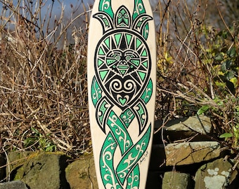 SP8BOARDS "Pintail" - classic longboard deck with a turtle design, no kicktails and a deep concave, ideal for carving, cruising and downhill