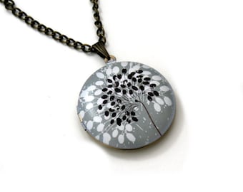 Flower Locket Necklace, Floral Necklace, Woodland