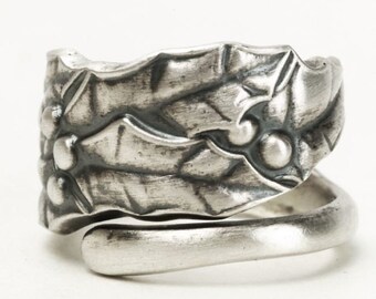 Holly Ring, Holly Leaves, Sterling Silver Spoon Ring, Holiday Ring, 925 Festive Handmade Jewelry, Holly Jewelry, Adjustable Ring Size (3377)