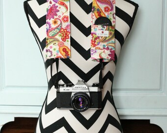 DSLR Camera Strap Cover- lens cap pocket and padding included- Garden Bright