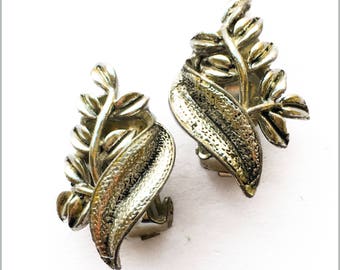 Vintage Silver Tone Leaf Clip Earrings