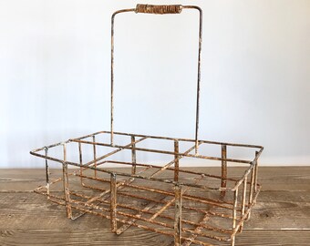 Vintage Rusty Metal 6 Bottle Carrier