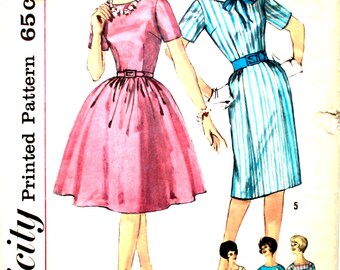 One Dress, Two Skirts Bust 34 Simplicity 4257