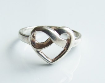 Vintage 925 Sterling Silver Heart Ring Size 6 - L 1/2