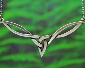 Celtic Knot Necklace | Irish Celtic Necklace | Celtic Knot Jewelry | Irish Jewelry | Scottish Jewelry | Celtic Jewelry | Celtic Necklace