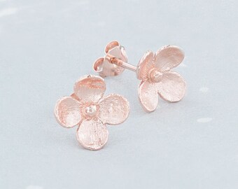 1 Pair of 925 Sterling Silver Rose Gold Vermeil Style flower Stud Earrings. 10 mm. :pg0227