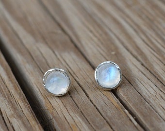 moonstone earrings,moonstone stud earrings,sterling silver earrings,stud earring stone,moonstone studs,gemstone earrings,moonstone jewelry