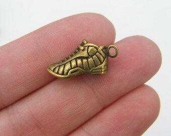 4 Running shoe charms antique bronze tone BC35