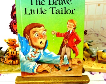The Brave Little Tailor Vintage LadyBird Book Well Loved Tales Glossy Cover 1983 Easy Reader