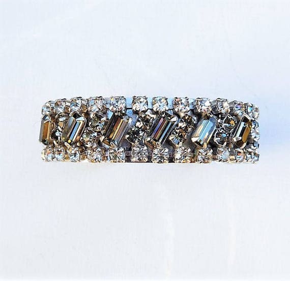 Rhinestone Cuff / Mid Century / Wedding Fashion / Vintage Jewelry
